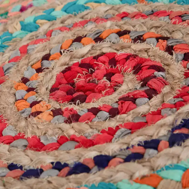 Round Pouf