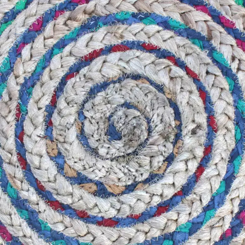 Round Pouf