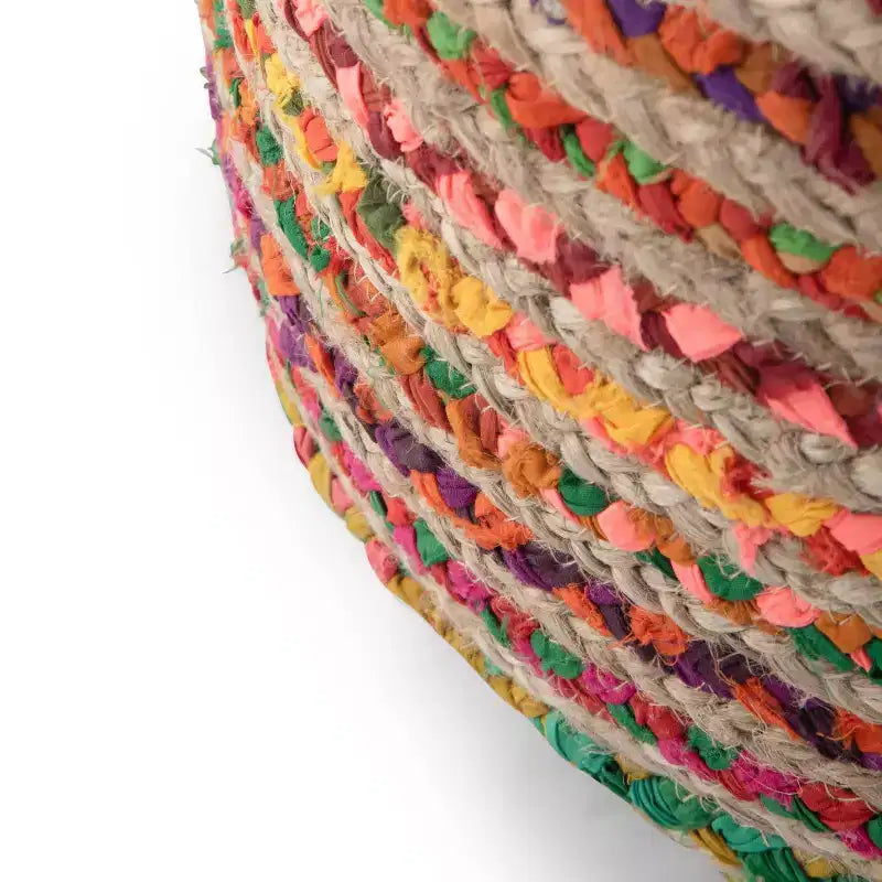 Round Pouf